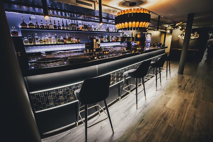 Le Kaiser Vin-Bar Le Kaiser Vin-Bar