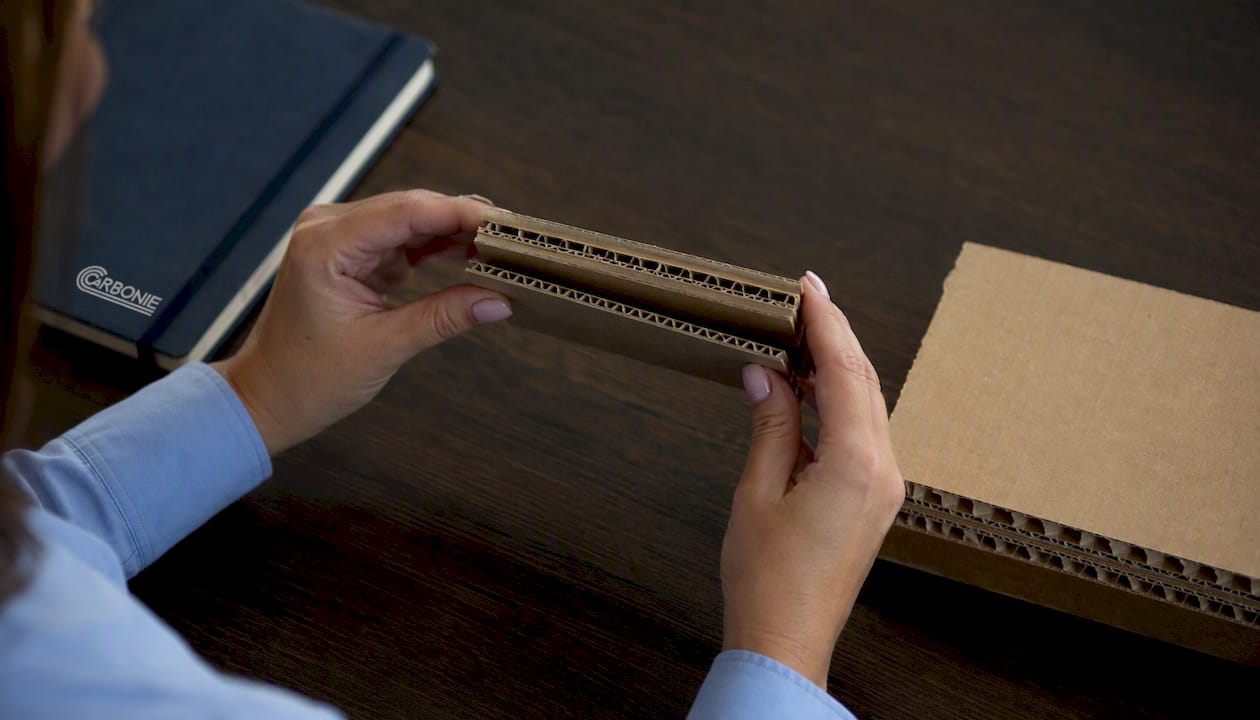 Différences entre carton simple cannelure et double cannelure : lequel choisir ?